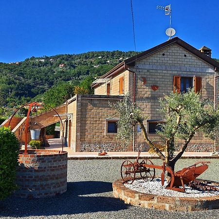 Spicchio Di Luna - Casa Vacanze Albiano Magra Kültér fotó