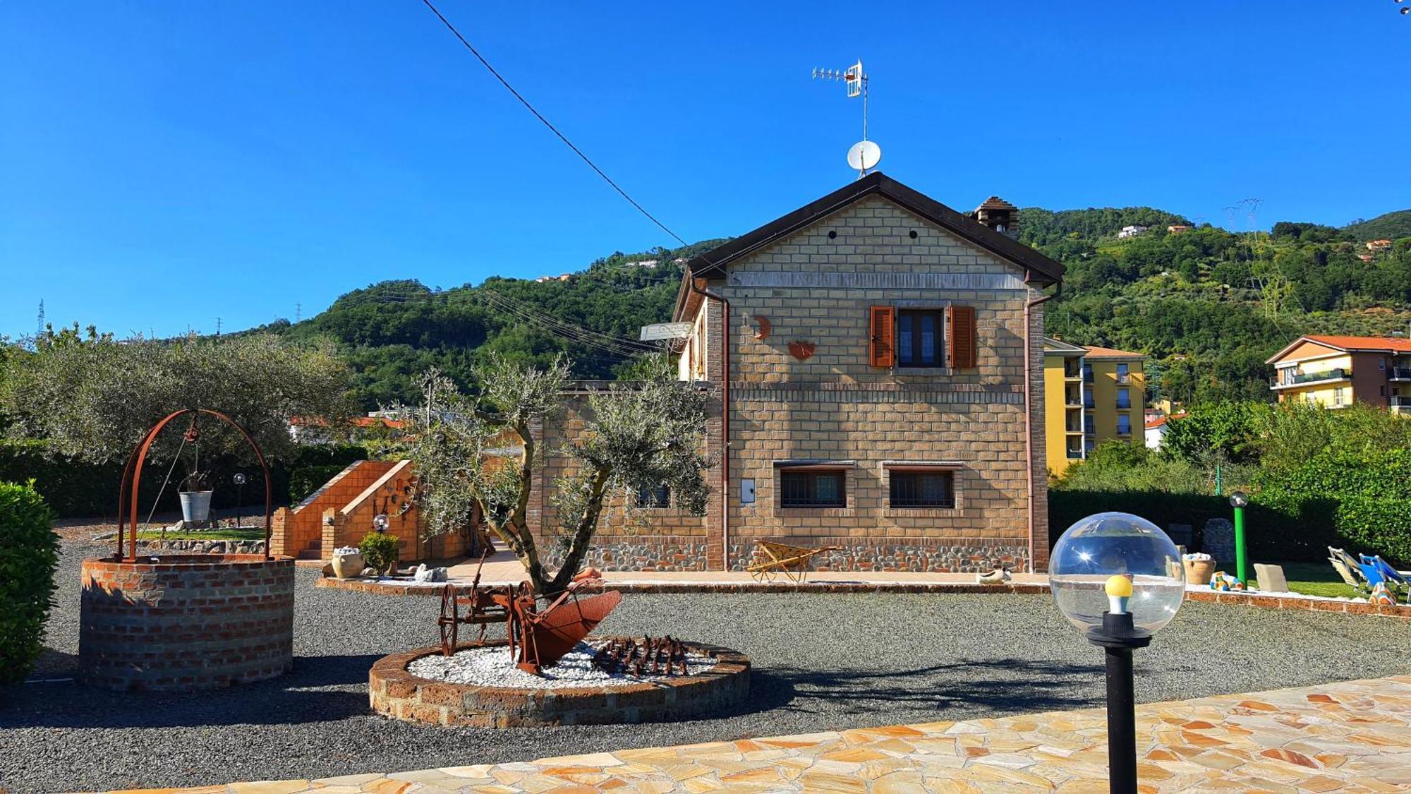 Spicchio Di Luna - Casa Vacanze Albiano Magra Kültér fotó